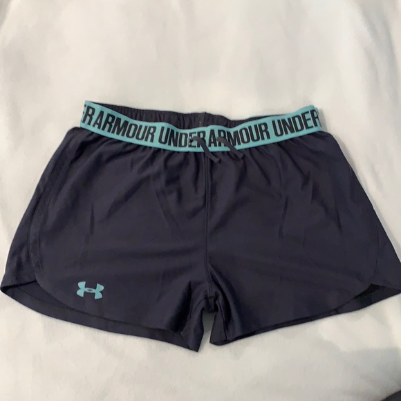 Under armour women’s running shorts!! - Picture 1 of 1